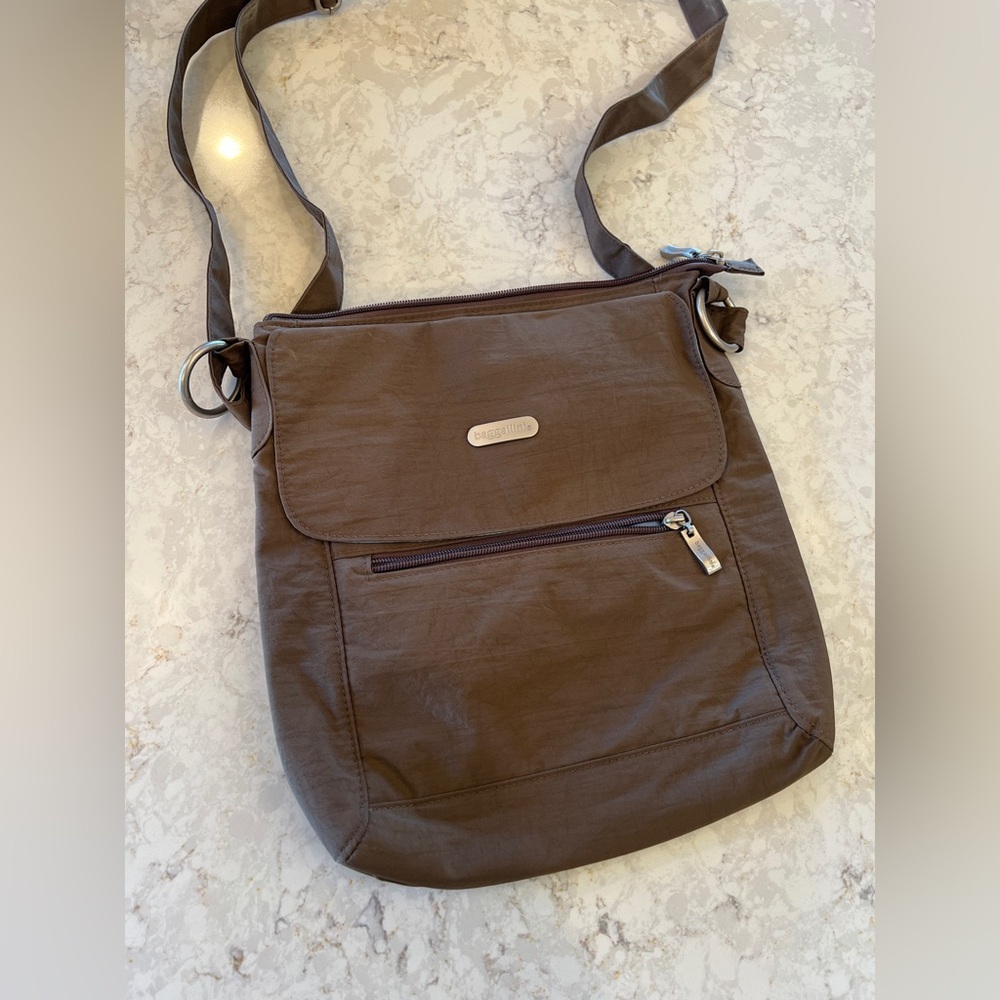 Baggallini Brown Crossbody Bag/Purse
